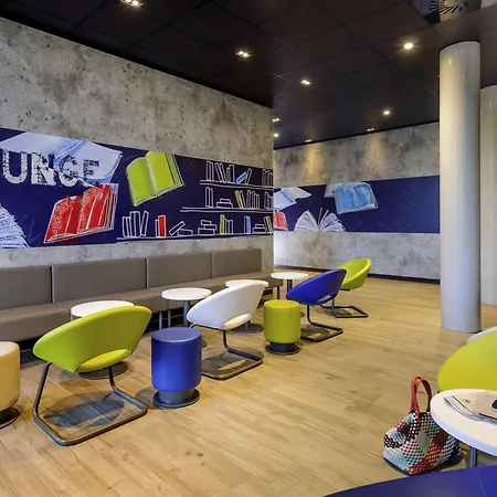 Ξενοδοχείο Ibis Budget *