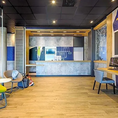 Ibis Budget * Costanza
