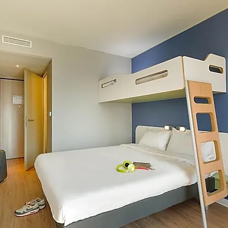 Ibis Budget *