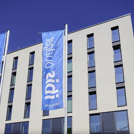 Ibis Budget *