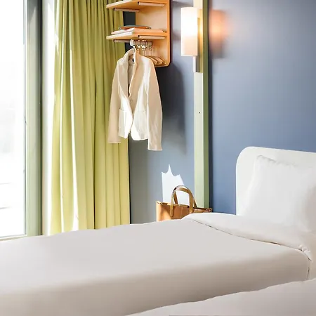 康斯坦茨宜必思经济酒店 酒店